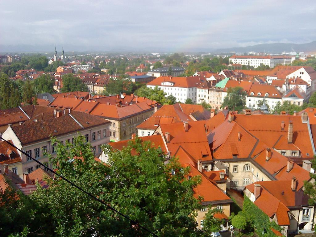 Apartment Tagrajska Ljubljana Ruang foto