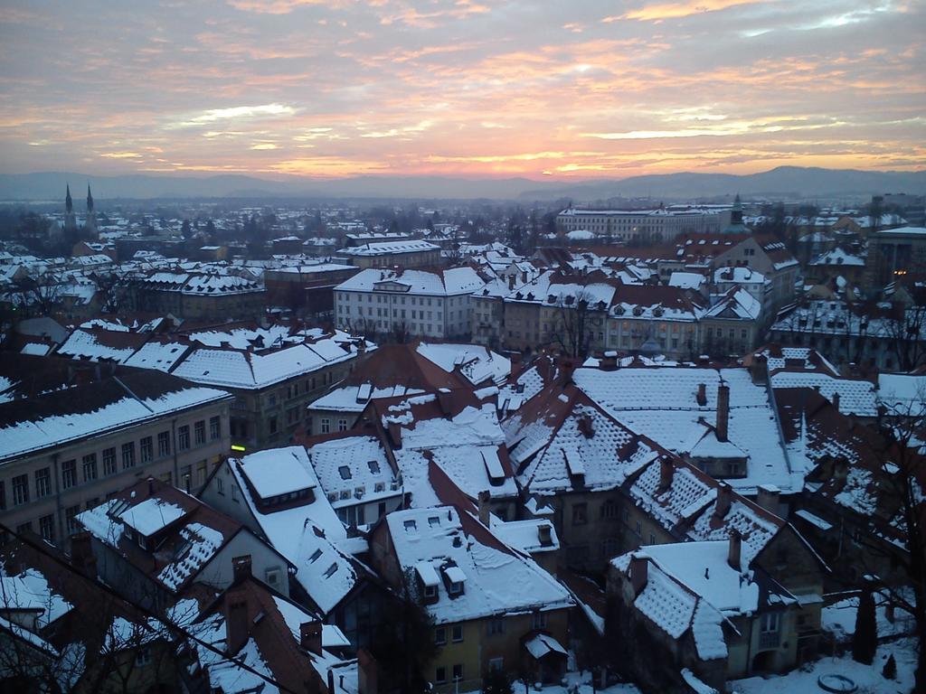 Apartment Tagrajska Ljubljana Ruang foto